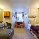 Cambridge House (adults Only)