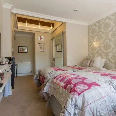 Cambridge House (adults Only) Pensionat