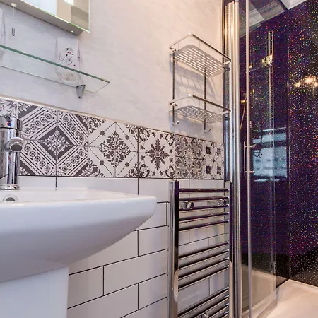 Pensionat Cambridge House (adults Only) 3*