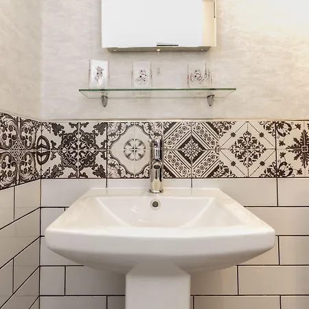 Cambridge House (adults Only) 3*