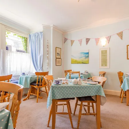 Cambridge House (adults Only)