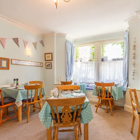 Cambridge House (adults Only) Pensionat 3*