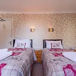 Cambridge House (adults Only) Pensión Windermere