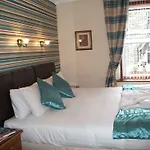 Pensión Cambridge House (adults Only) 3*