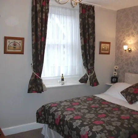 Cambridge House (adults Only)